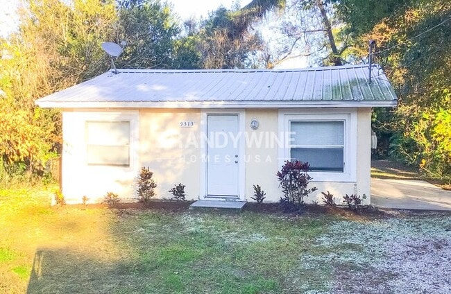 Building Photo - 9313 N 20th St