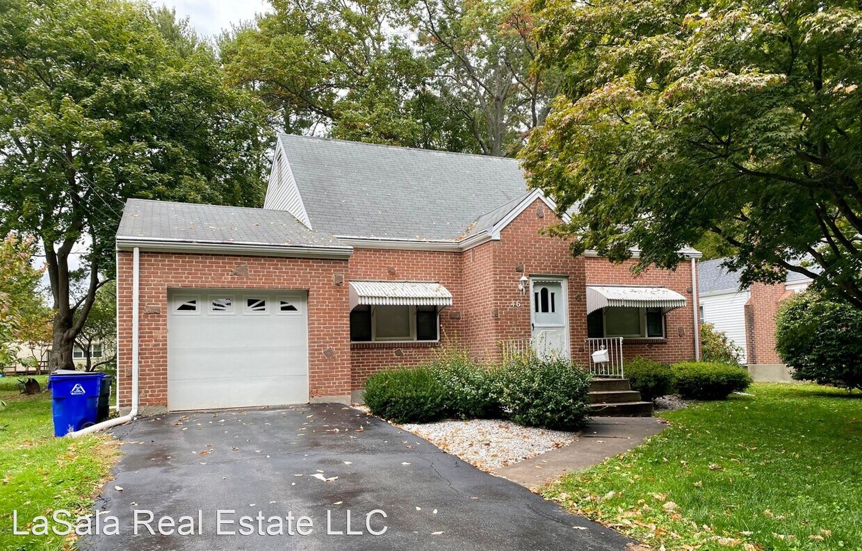 Primary Photo - 3 br, 1.5 bath House - 46 Lawler Road