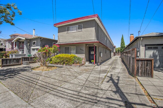 Foto del edificio - 2521 Lincoln Ave