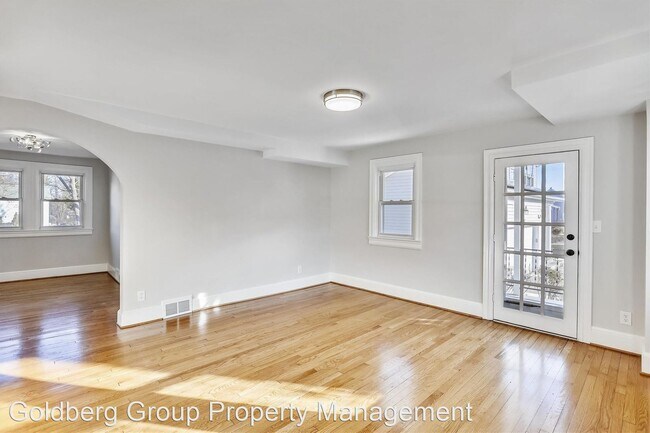 Building Photo - 5 br, 3 bath House - 304 Lincoln Avenue
