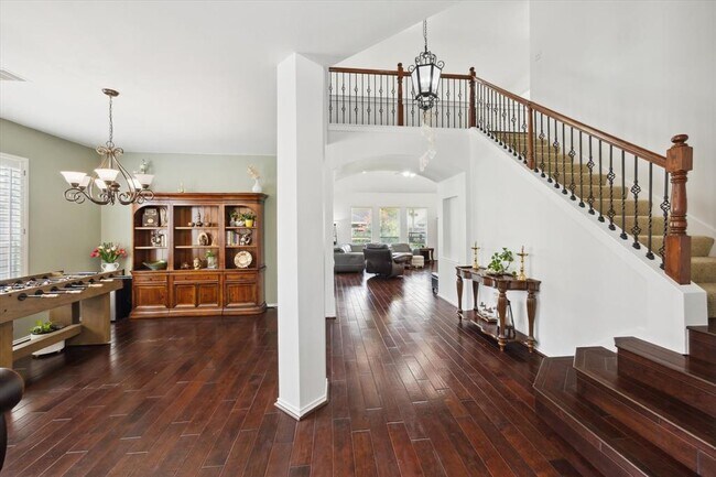 Foto del edificio - 5102 Peabody Hill Ln