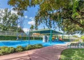 Foto principal - 405 N Hibiscus Dr