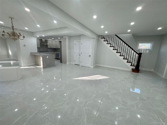 Foto del edificio - 32 Berkshire Rd