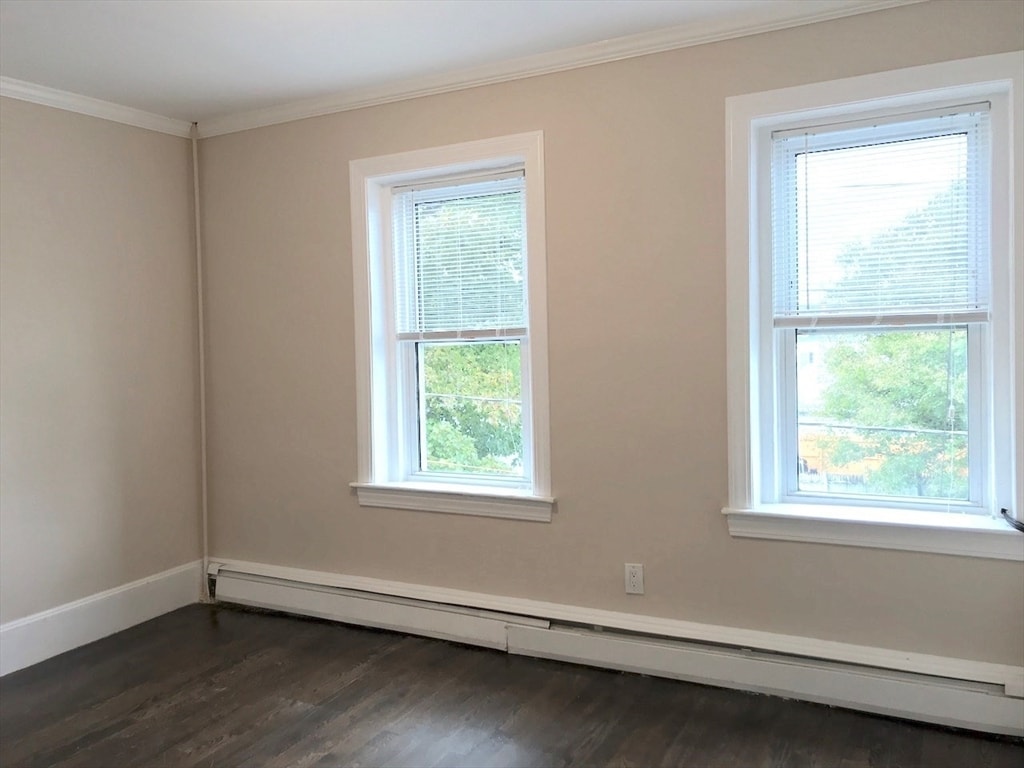 Building Photo - 286 Revere St