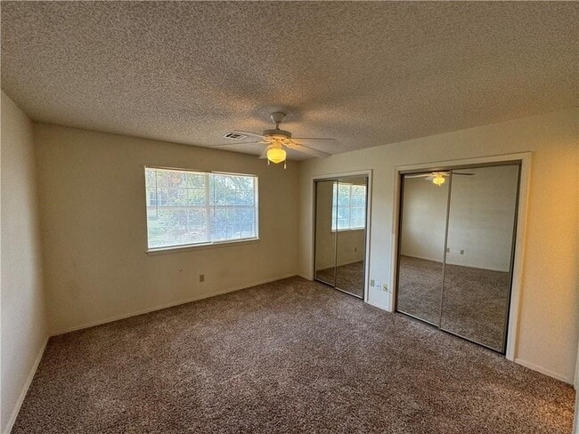 Building Photo - 314 S 11th Pl