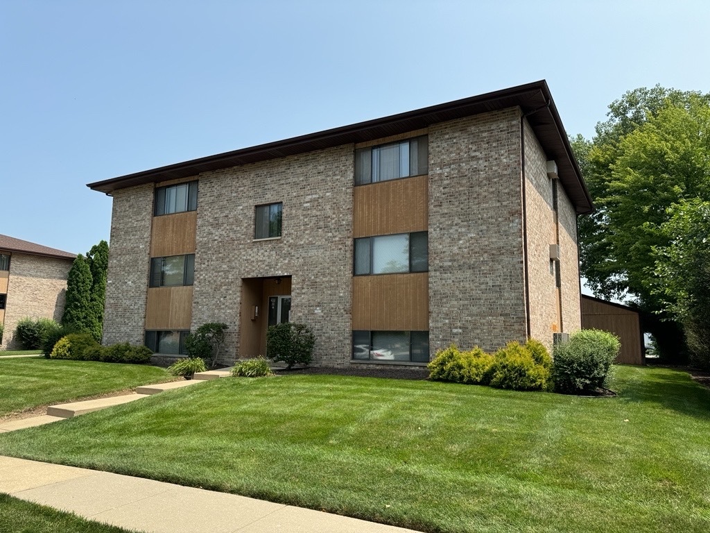 Foto principal - 311 Lilac Ln