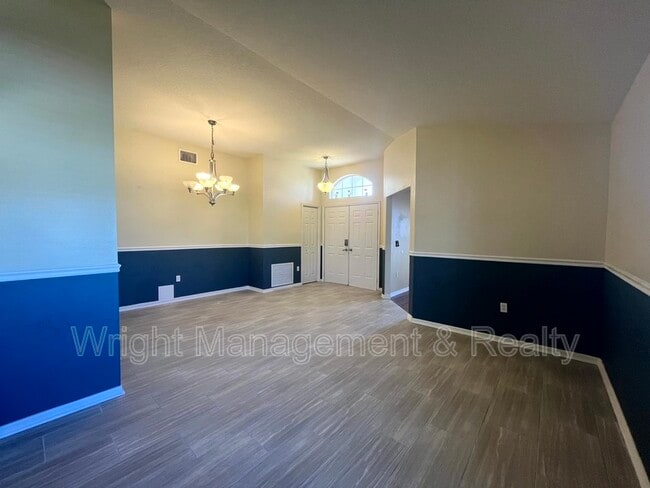 Building Photo - 29731 Morwen Pl