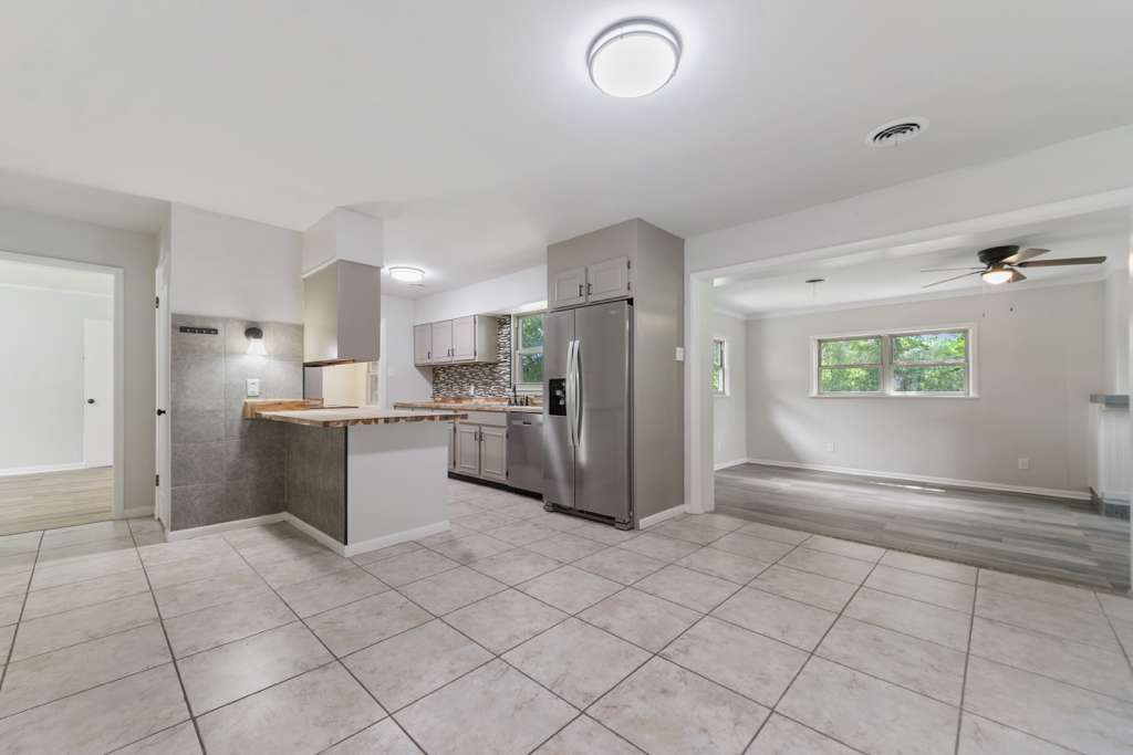 Foto principal - 120 Clower Ave