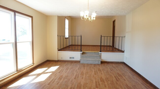 Foto del edificio - 7586 Fox Fern Dr.~ Cliffdale Forest
