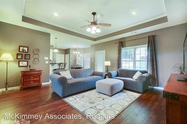 Building Photo - 3 br, 2 bath House - 515 ROMINE ROAD