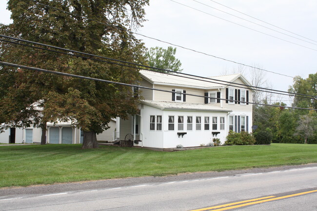 Foto del edificio - 4228 Hartland Rd