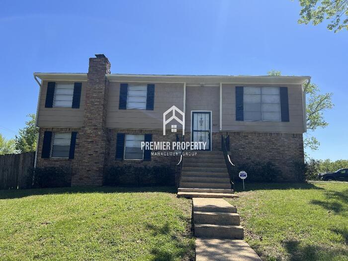 Primary Photo - 4257 Lansford Dr