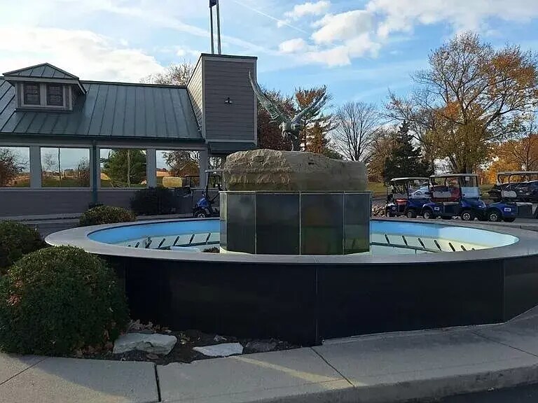 9608 S Bay Pointe Ct Unit BAY POINTE, Bloomington, IN 47401 Condo for