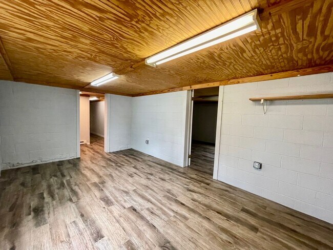 Foto del edificio - 117 S. 11th Avenue, Hopewell