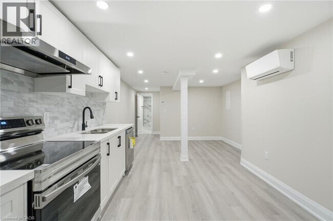 Photo du bâtiment - 489 Cannon St E