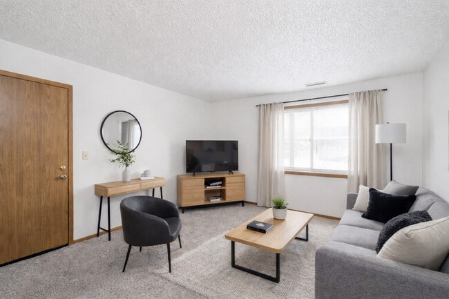 Building Photo - Thunder Ridge Apartments