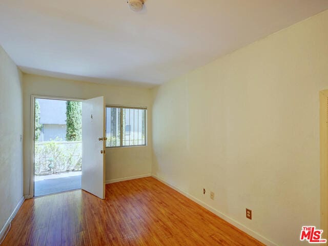 Building Photo - 1540 N Fuller Ave