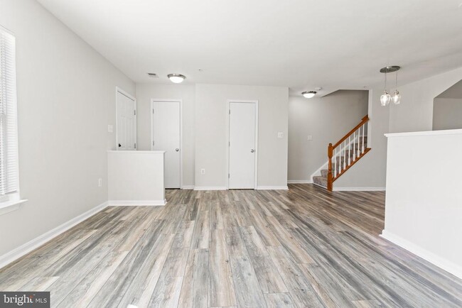 Building Photo - 5089 Stapleton Terrace