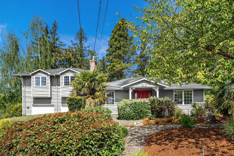 Foto principal - 216 SW 192nd St