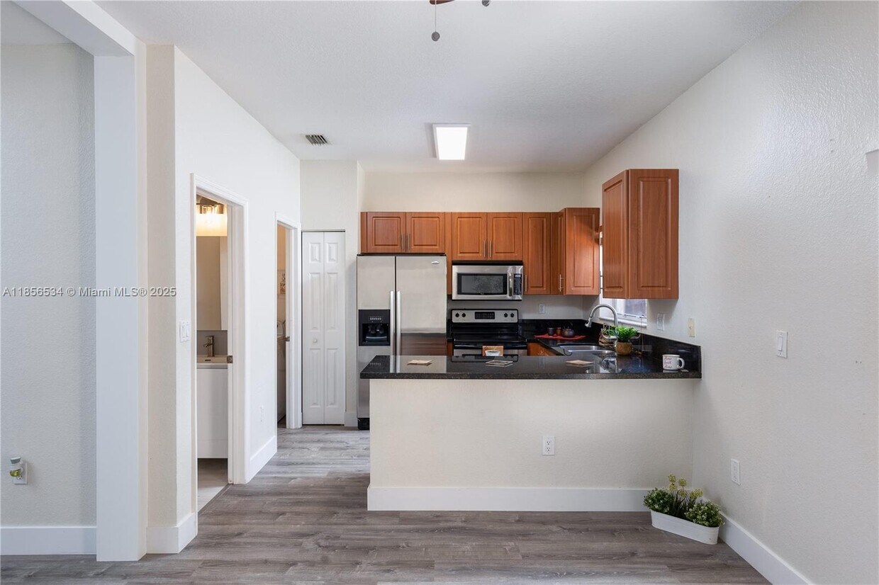 Primary Photo - 12722 SW 49th Ct