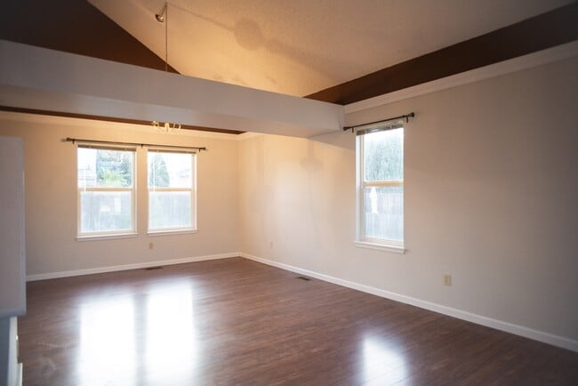 Photo - 4011 Shining Star Dr House