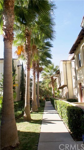 Foto del edificio - 731 E Valencia St