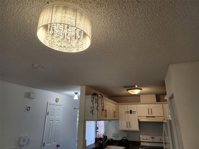 Foto del edificio - 2877 Belmont Ln