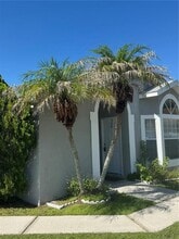 Building Photo - 2399 Harbor Town Dr