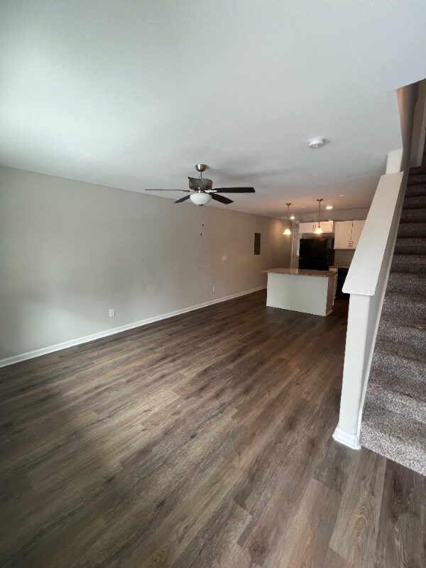 Foto del edificio - 2073 N Ford St
