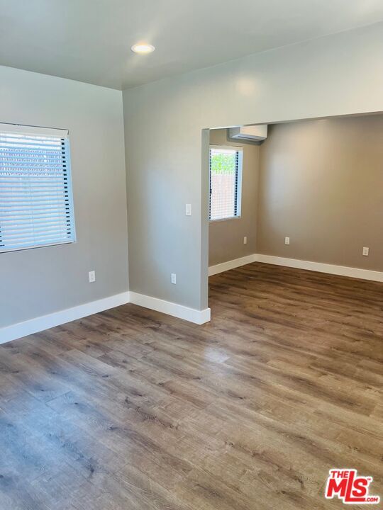 Foto del edificio - 2807 Buckingham Rd