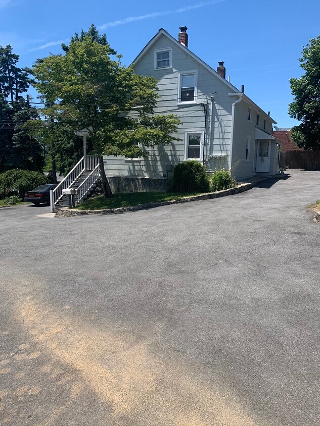 Primary Photo - 245 Glenville Rd