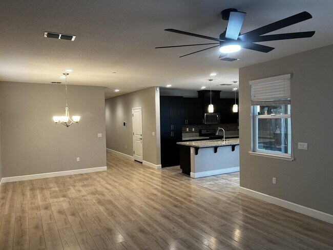 Foto del edificio - 960 Antelope Ct