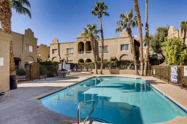 Foto del edificio - Stunning 2 Bedroom 2 Bath 2nd story condo