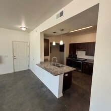 Interior Photo - Renaissance Pointe