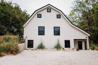 Building Photo - 19920 NW Farley Hampton Rd