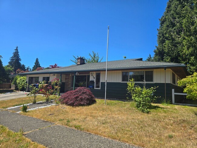 Foto del edificio - Spacious North Tacoma Rambler