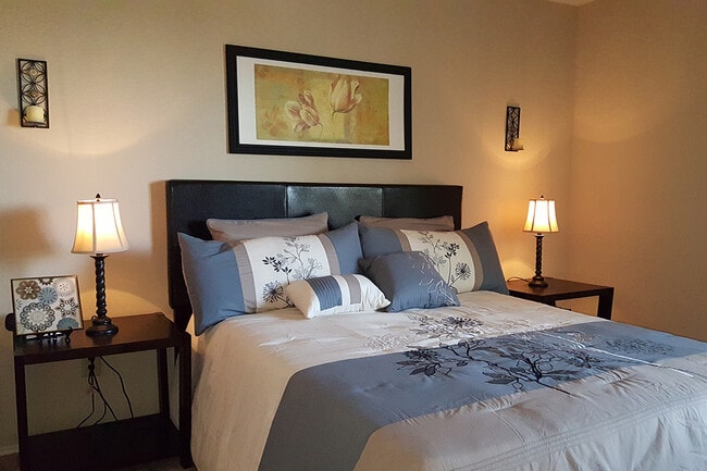 Building Photo - Kensington Park