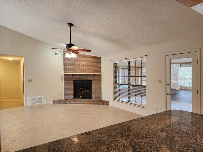 Building Photo - Step into luxury living with this stunning residence!