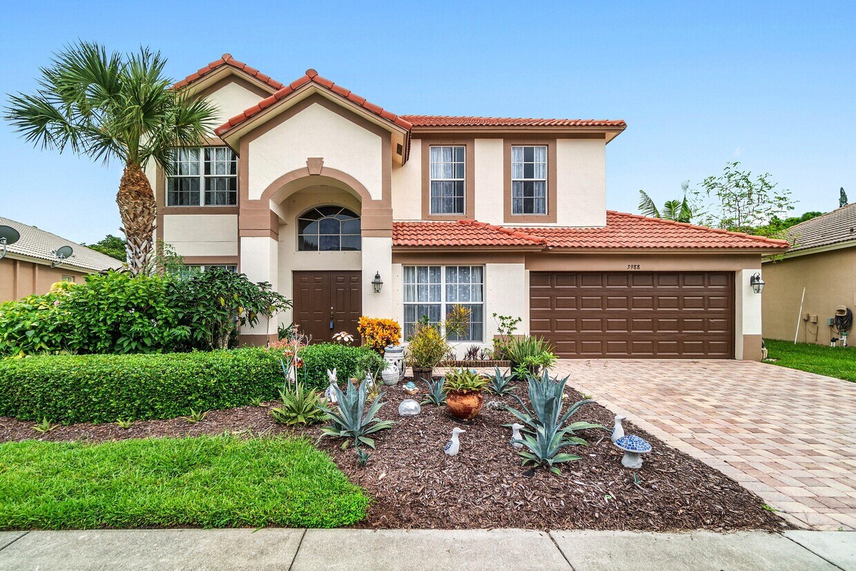 Foto principal - 3988 West Dr