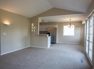 Foto del edificio - Charming 3 Bedroom 2 Bath Ranch in Willard Schools-