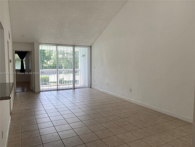 Building Photo - 4739 NW 97th Ct