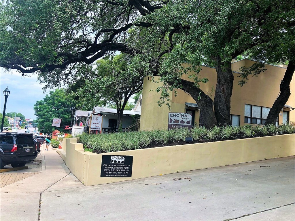 Primary Photo - 1106 W 6th St