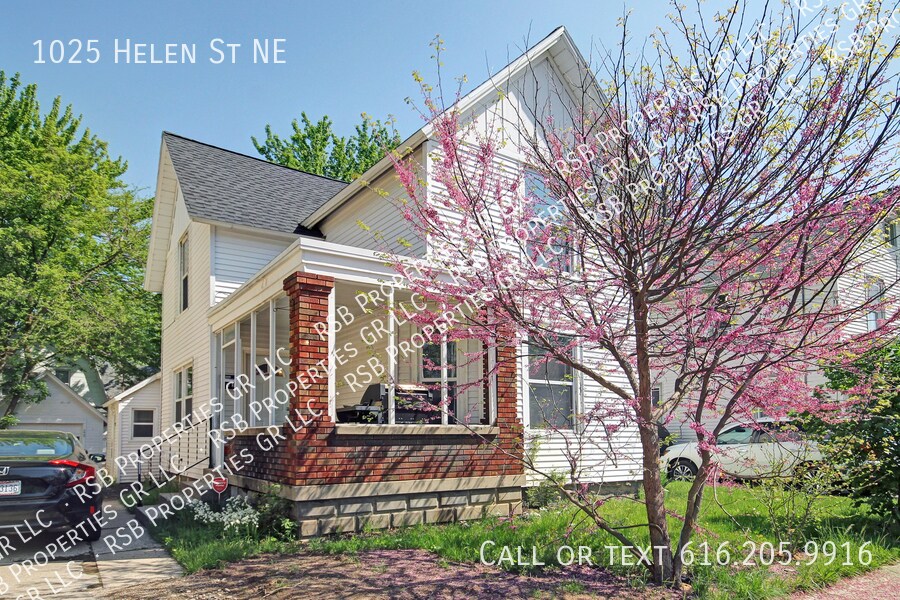 Primary Photo - 3 bed, 2 bath home for rent