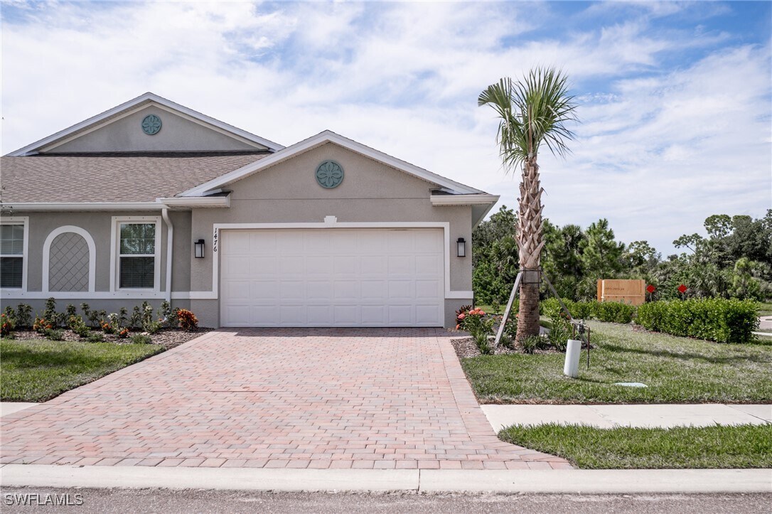 Foto principal - 1476 Laurel Brk Ln