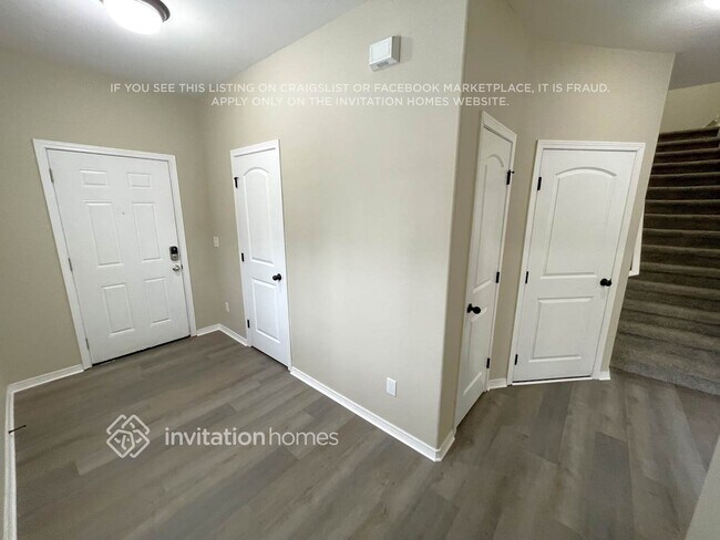 Foto del edificio - 18133 76th Ave E