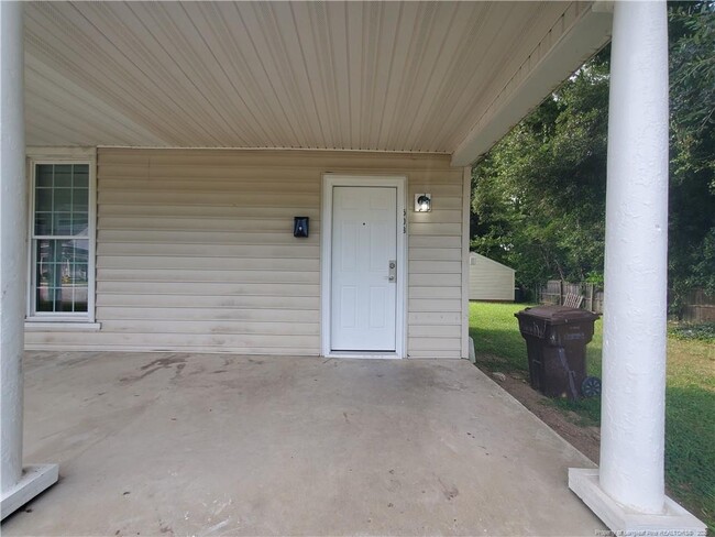 Building Photo - 508 S Magnolia Ave