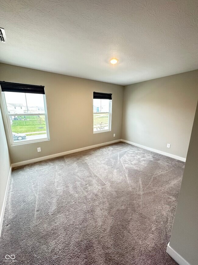 Building Photo - 11598 Brooks Farm Blvd