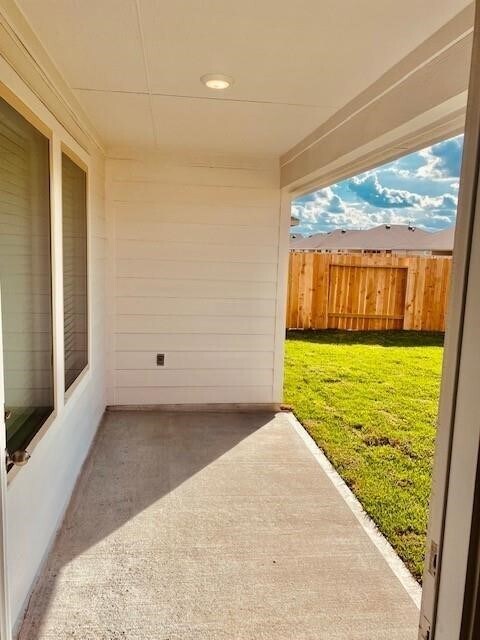 Foto del edificio - 5139 Ternberry Frst Ln