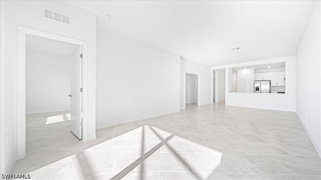 Foto del edificio - 14778 Martingale Pl