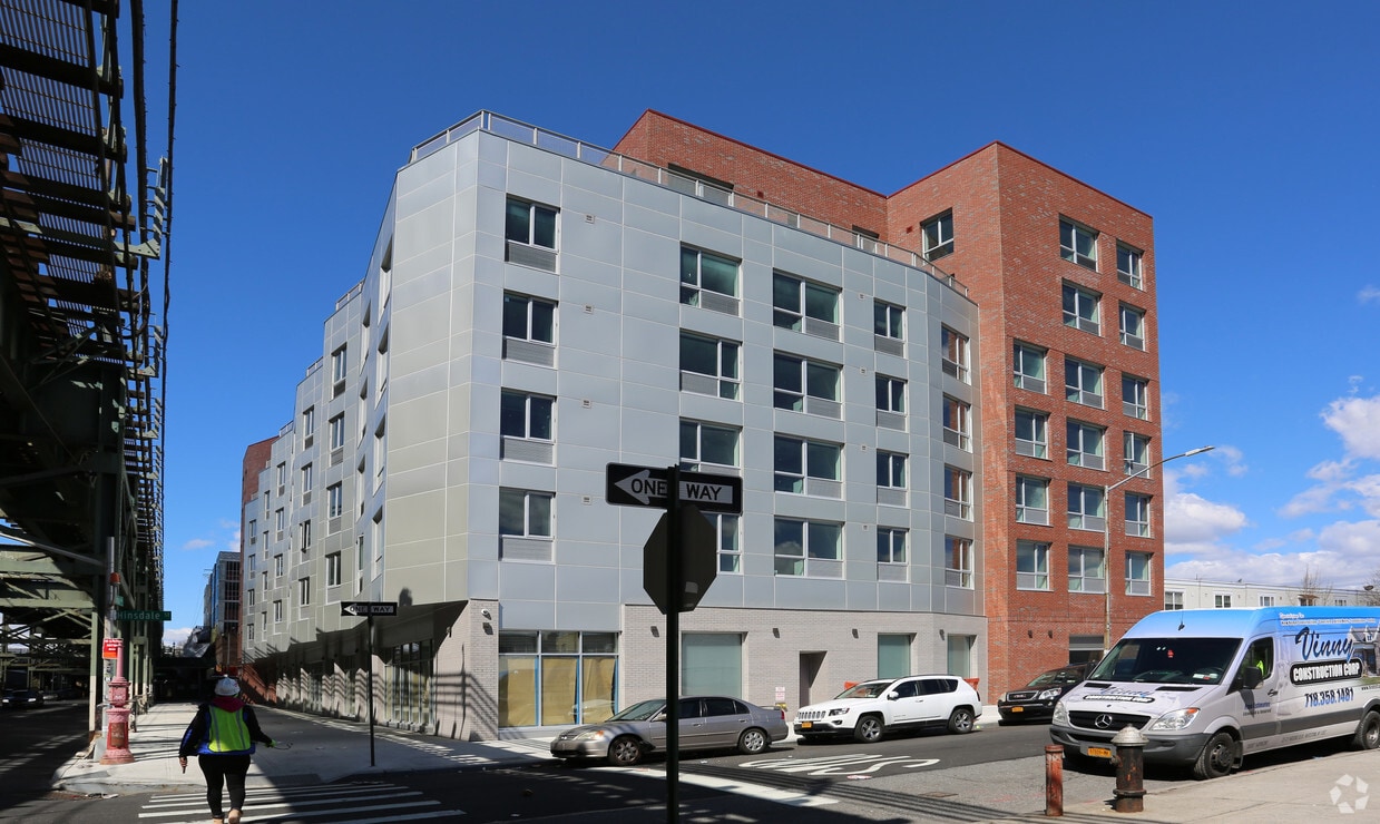 Livonia Commons Apartments in Brooklyn, NY